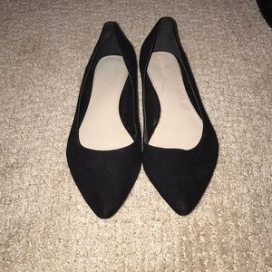 Black pointed toe flats